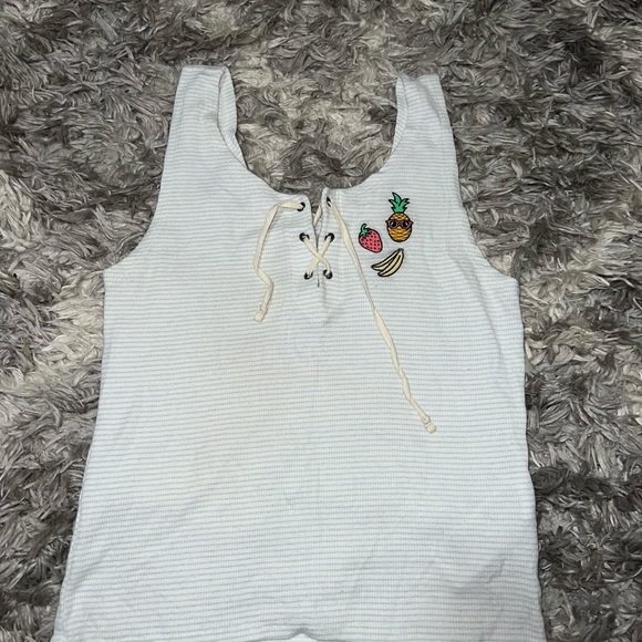 Hollister fruit tank - Picture 1 of 4